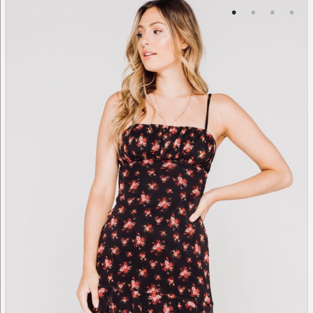 Sky and Sparrow Black Ditsy Floral Mesh Dress Size Large NWOT